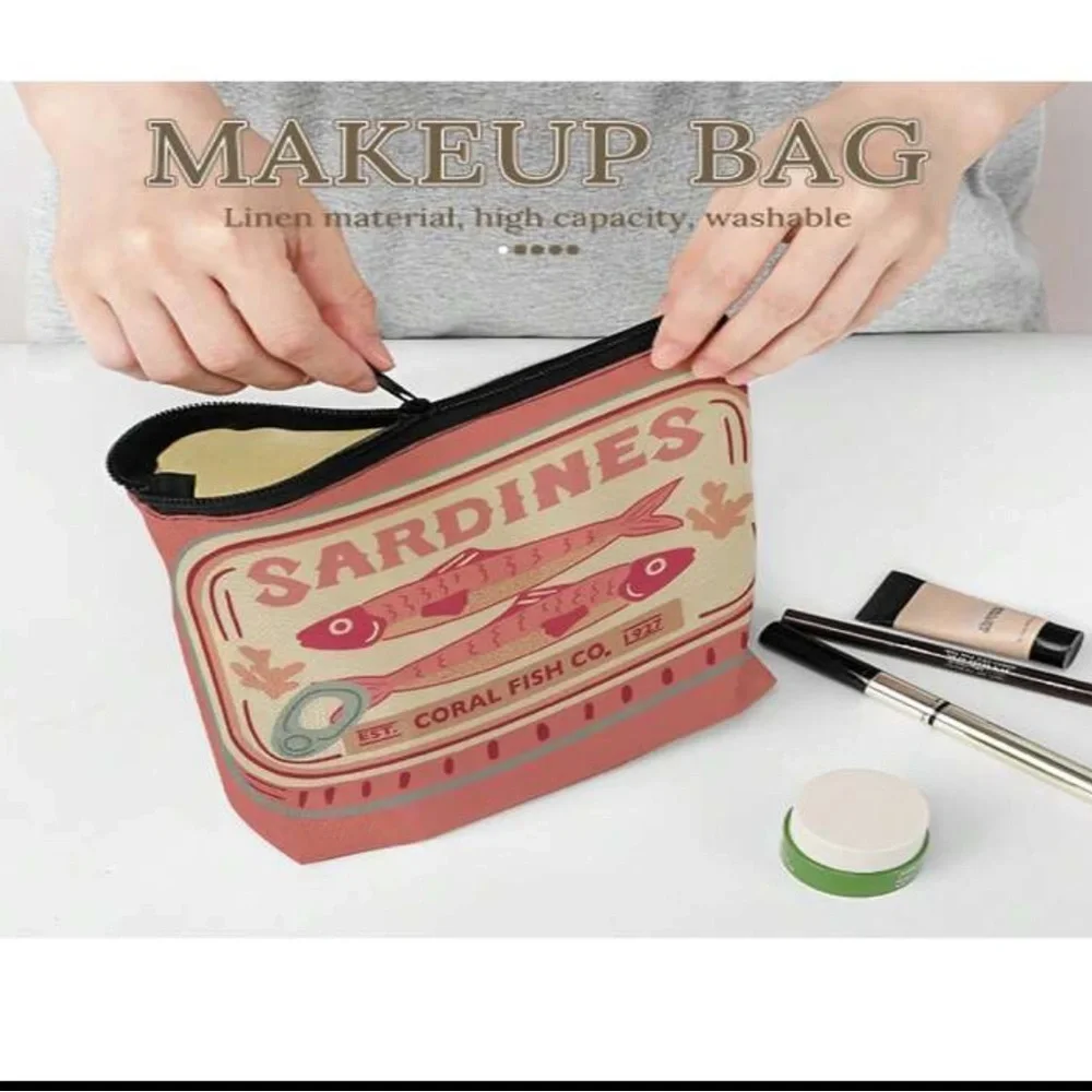 New Pink and Cream Sardines Make Up Carryall Canvas Zip Top Pouch OS - Picture 11 of 15